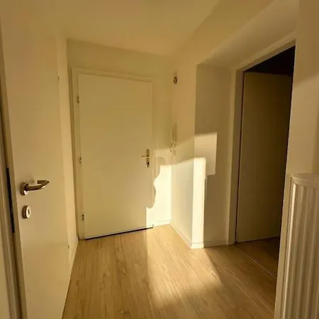 6 Beds, 7 Minutes To Red Bull Ring, 70m2 *
